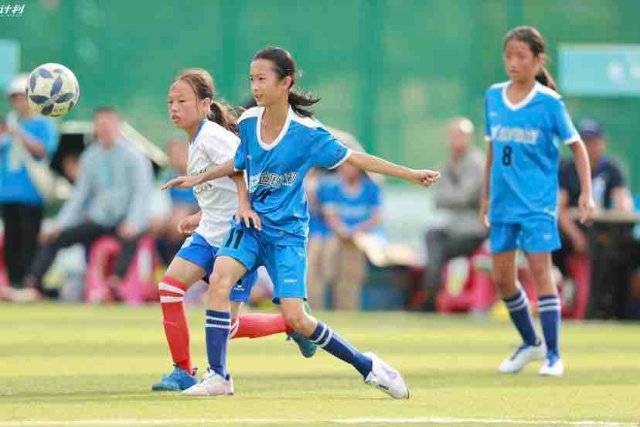 利拉德41分雄鹿逆转胜快船 森林里险胜开拓者